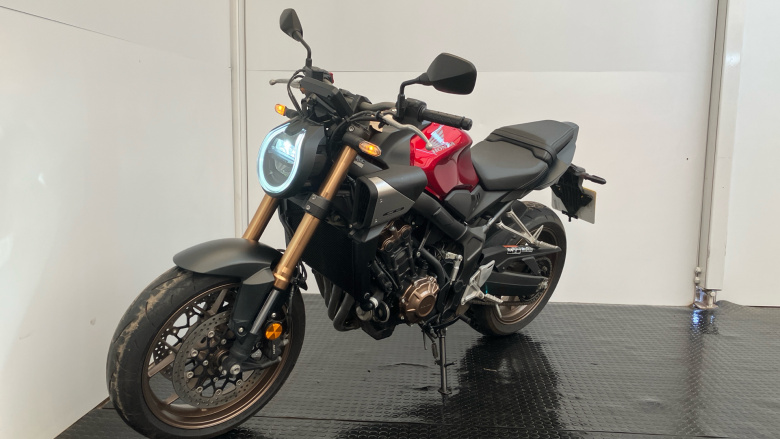 Honda CB650R E-Clutch (24MY)